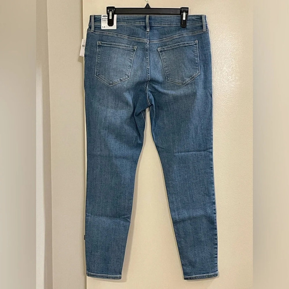 OLD NAVY Mid-Rise Rockstar Super Skinny Jeans in Pacifica - Picture 5 of 9